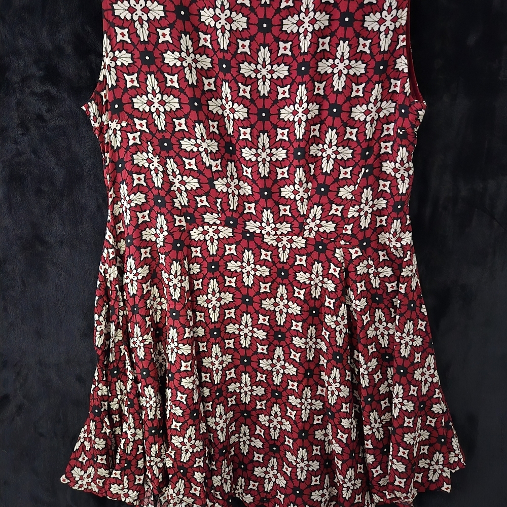 Red print dress - Picture 3 of 11